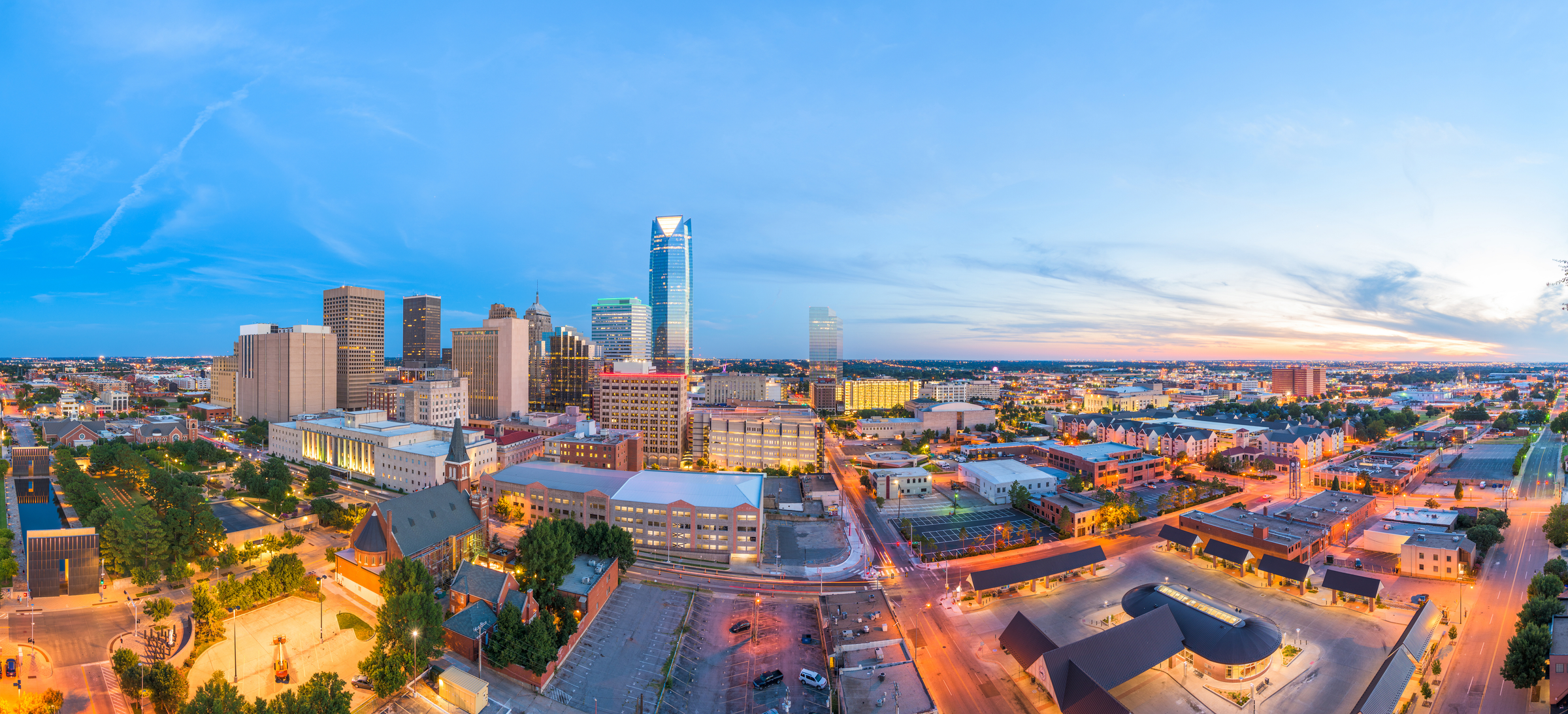 Oklahoma City, Oklahoma, USA downtown skyline at twilight.