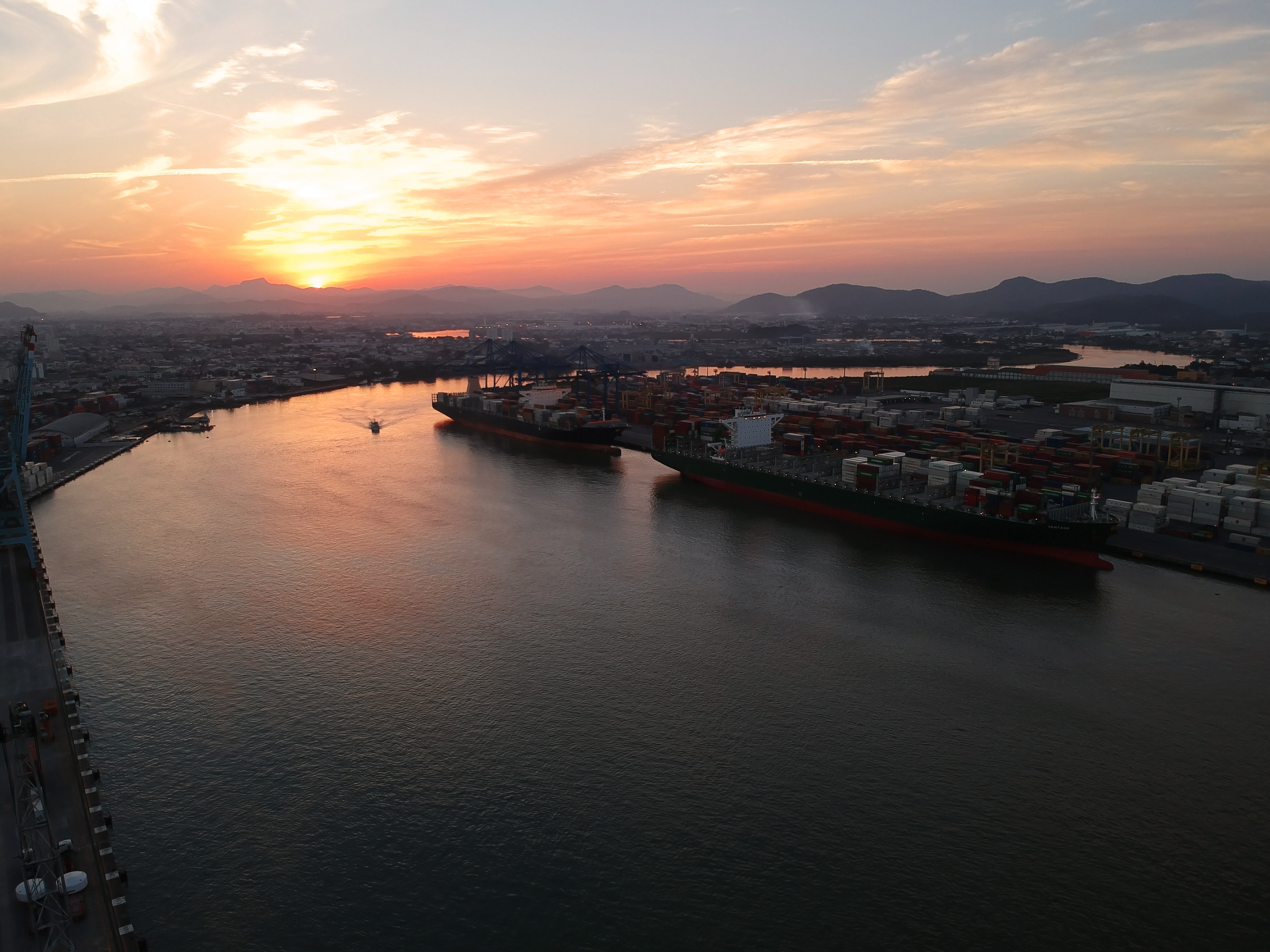 Porto de Itajai / Navegantes