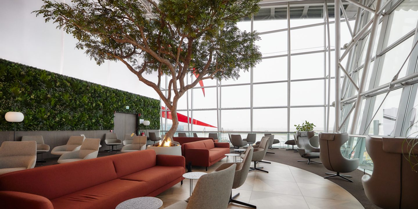 View of the Sunrise Lounge at Brussels Airport